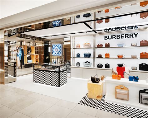 burberry black label osaka store|Burberry official website.